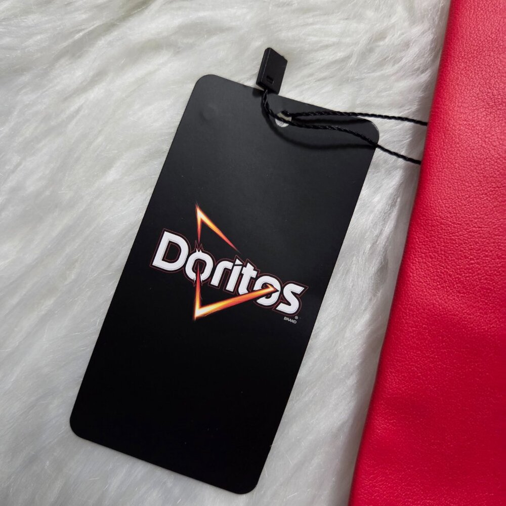 Doritos Design Pouch - Picture 5 of 5